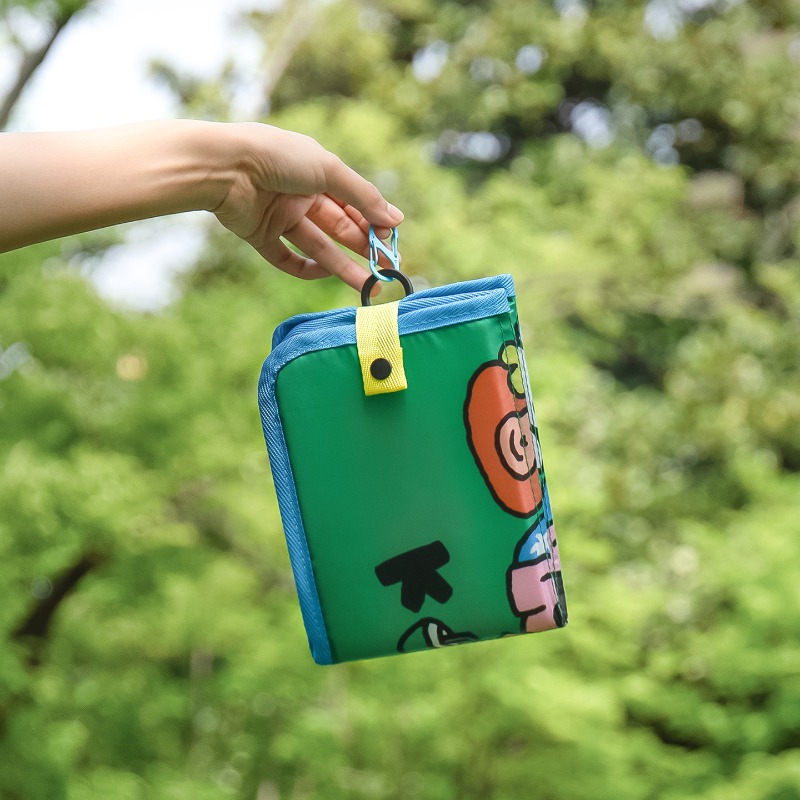 Waterproof Nylon Juice Dog Pic - Outdoor Camping Mats Large 评论和价格